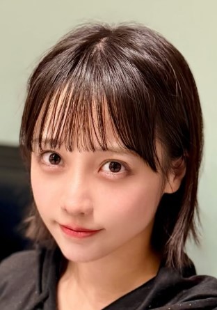 アイドルグループメンバー、たわわ大胆露出カット公開に「真夏の果実や」「凄い迫力」ファン歓喜