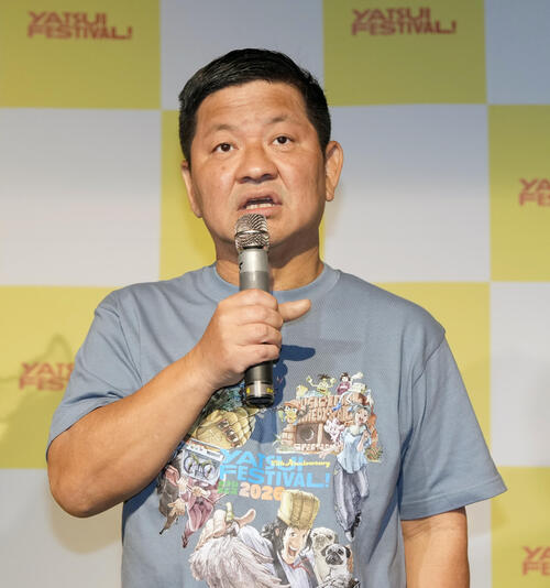 手術病床の千原せいじ＆千原ジュニアの「千原兄弟」“病院内ツーショ”を吉本芸人が公開