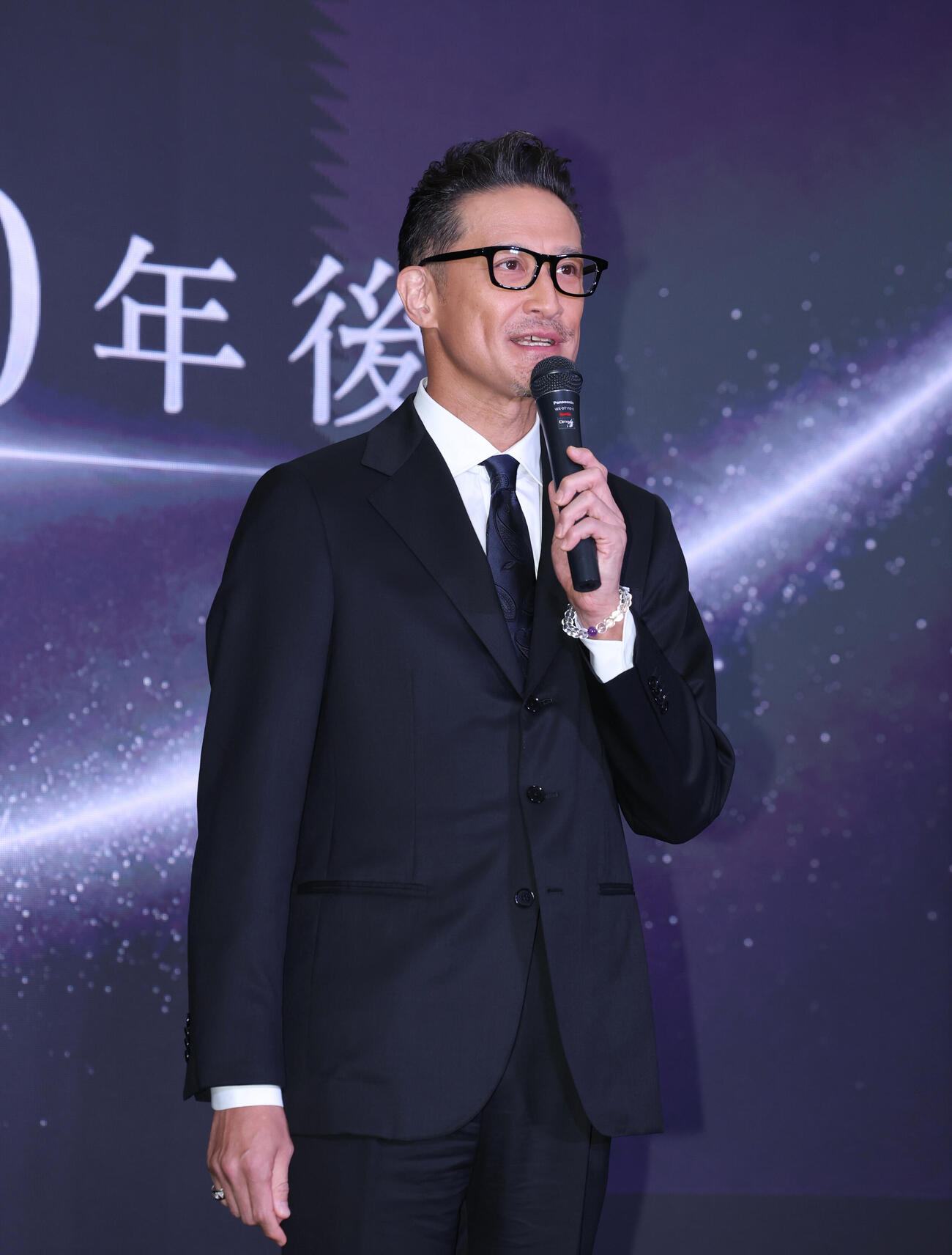 新製品発表会に登壇した松岡昌宏（撮影・増田悦実）