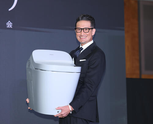 松岡昌宏　トイレ掃除に強いこだわり「アラウーノは接ぎ目がない。すごい」