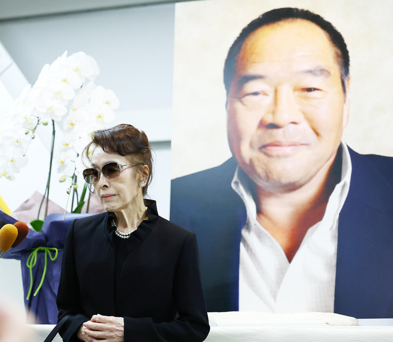 ガッツ石松さん「お別れの会」に参列した栗原小巻（撮影・野上伸悟）