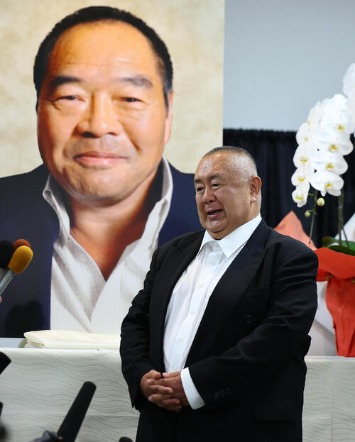 松村邦洋「役者としてのガッツさんが好き」ガッツ石松さんお別れの会