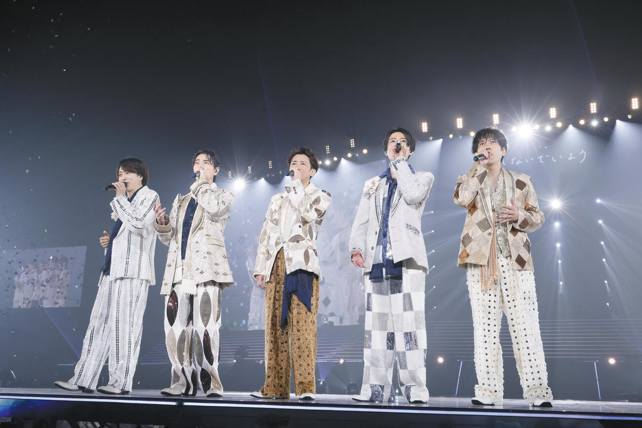 26年12月15日から世界独占配信されるPrime Original「5－嵐という時間－」（C）2026 ARASHI Inc.