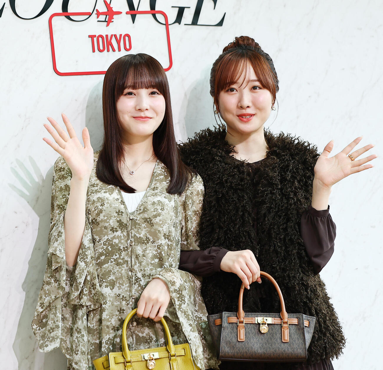 「MICHAEL KORS JET SET LOUNGE TOKYO」POP UP EVENT　プレビューに登場した本田紗来（左）と本田望結（撮影・野上伸悟）