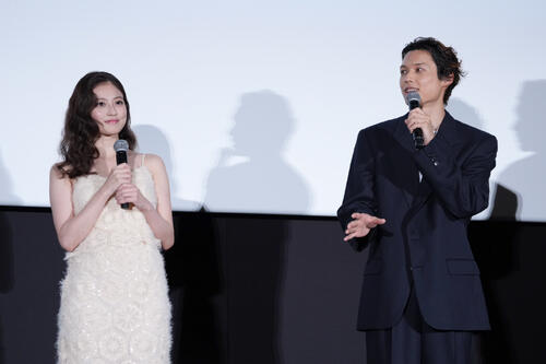 松村北斗＆今田美桜、原作東野圭吾さんの感想に感激「最大の安心で賛辞」映画「白鳥とコウモリ」