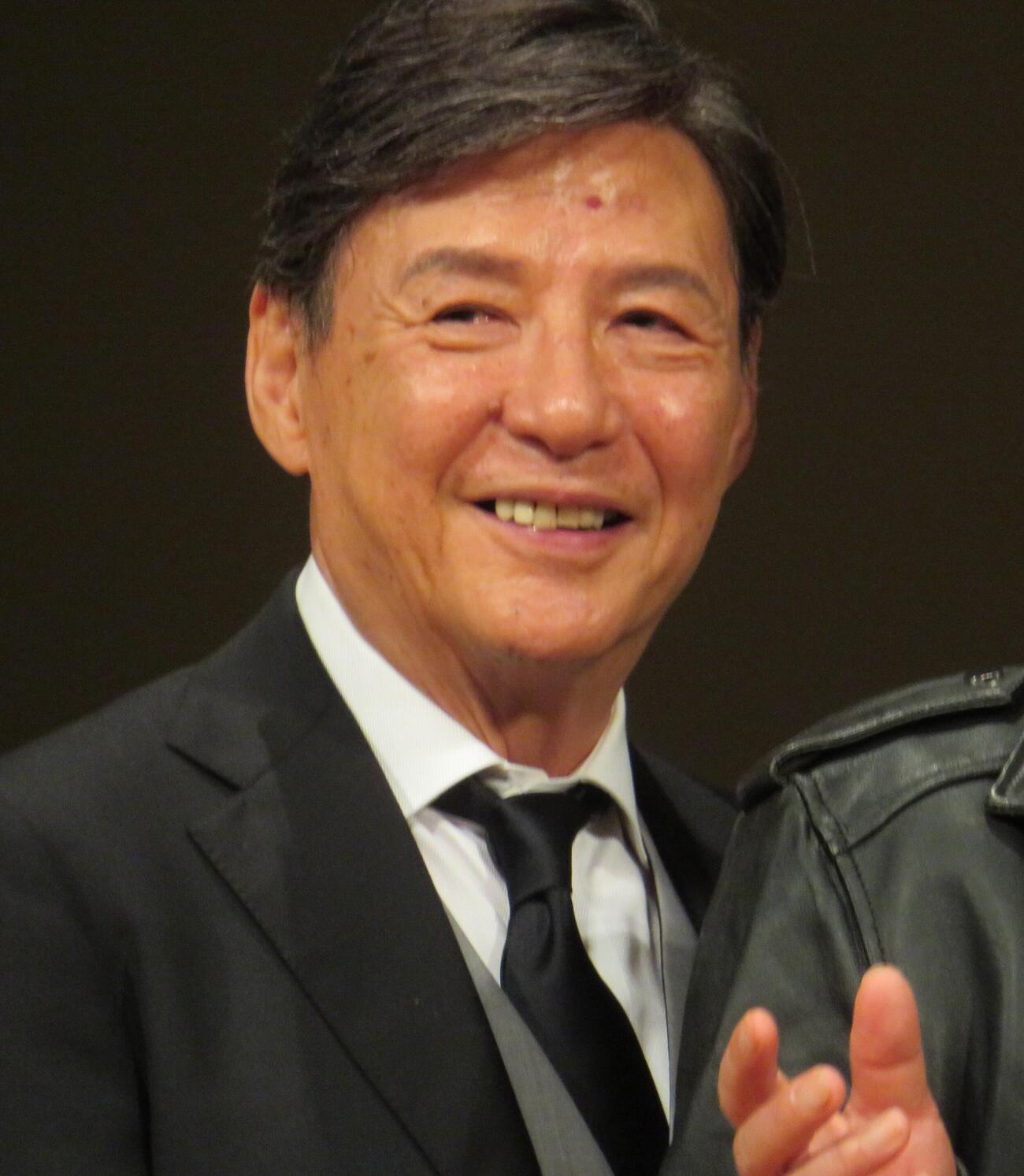 橋幸夫さんの「一周忌特別公演」に参加した江木俊夫（撮影・松本久）