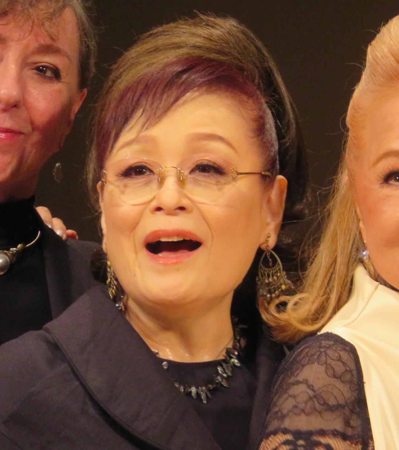 橋幸夫さんの「一周忌特別公演」に参加した金沢明子（撮影・松本久）