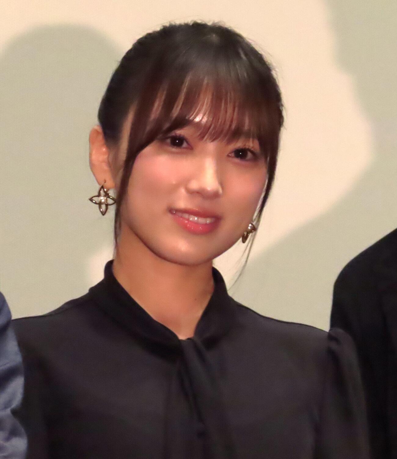 「縁の手紙」完成披露上映会に登壇した矢吹奈子