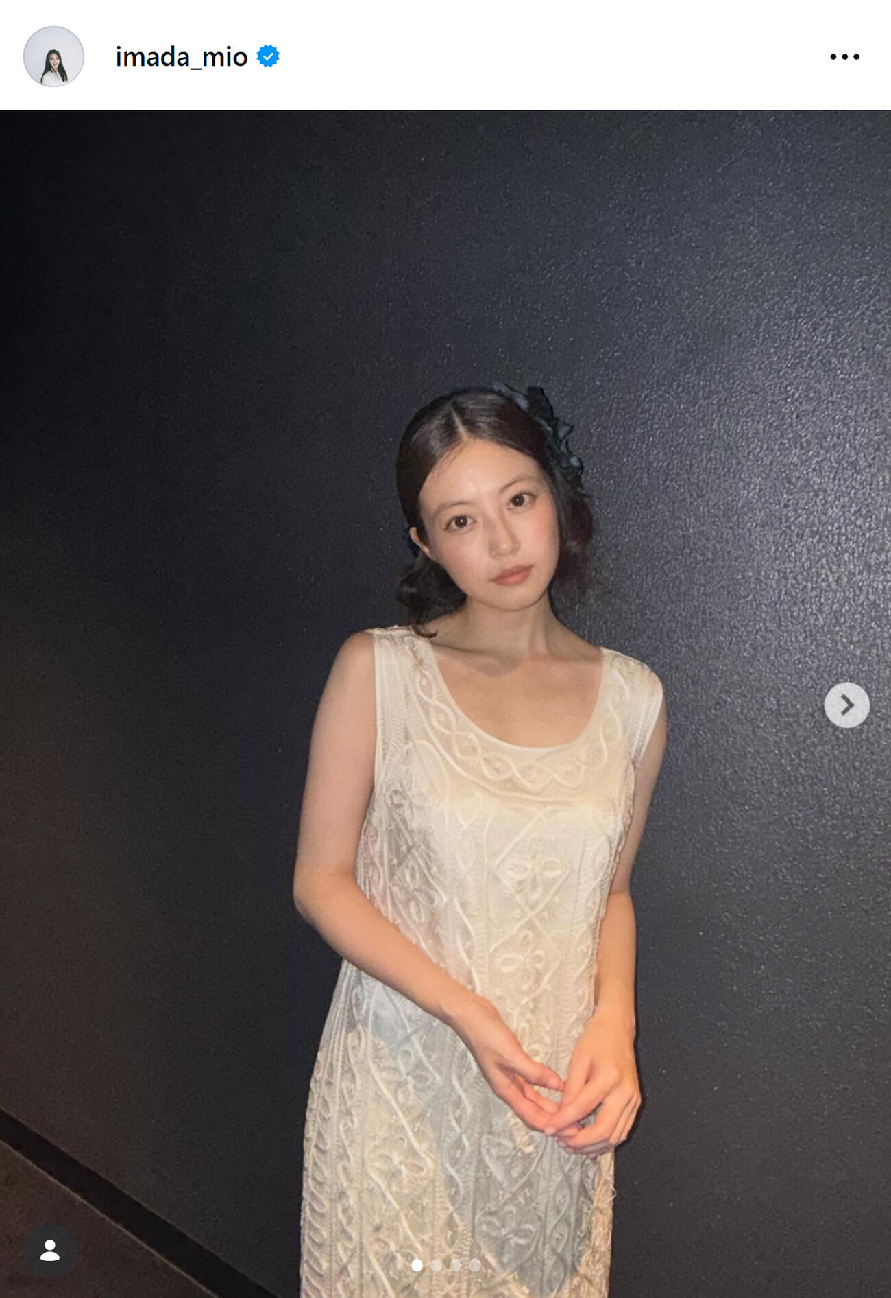 ノースリーブワンピ姿（今田美桜のインスタグラムから）