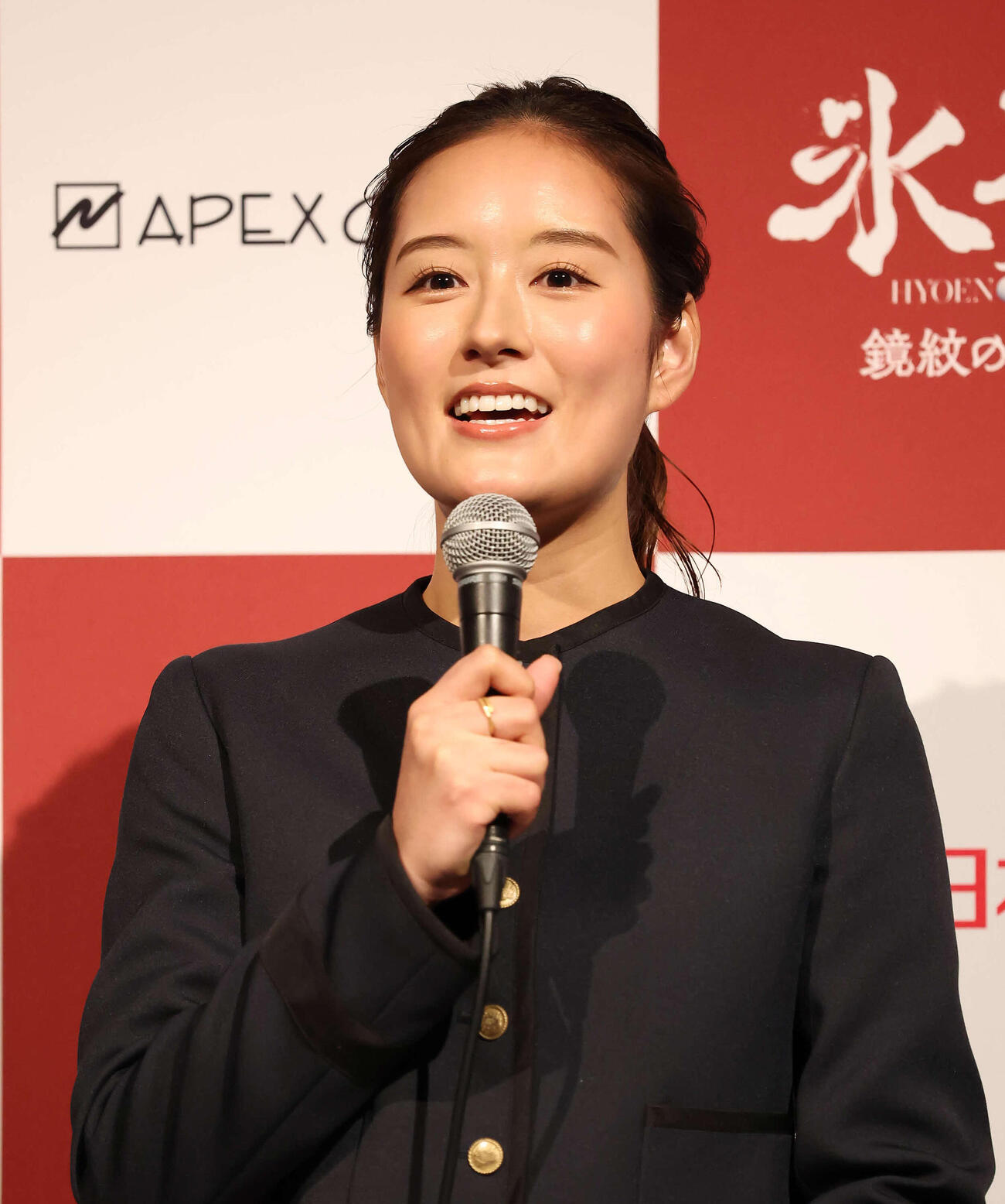 日本テレビの忽滑谷こころアナウンサー（2025年3月撮影）
