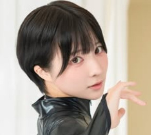 パルフェットコスチュームと天川星夏のインスタグラムから