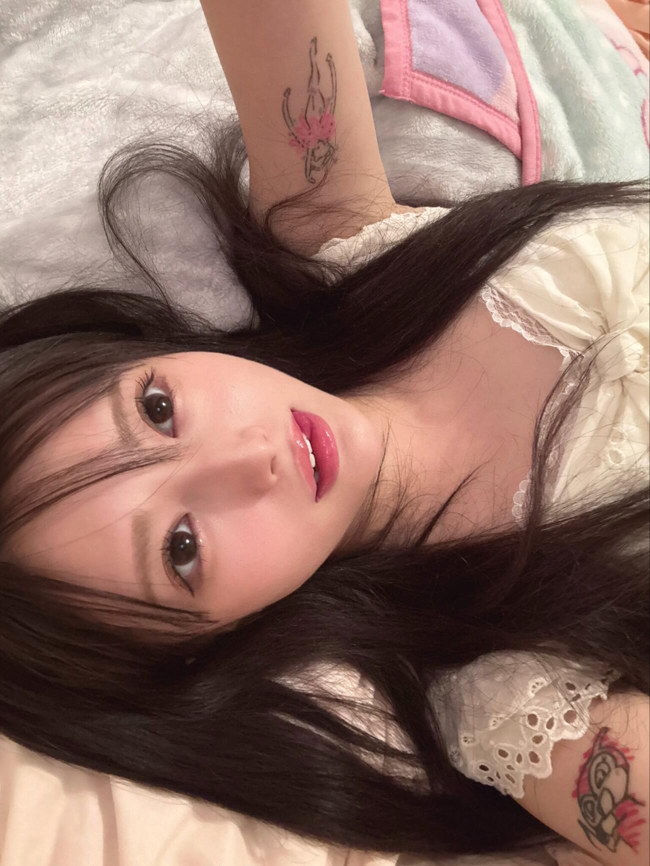 安斉かれんのXから