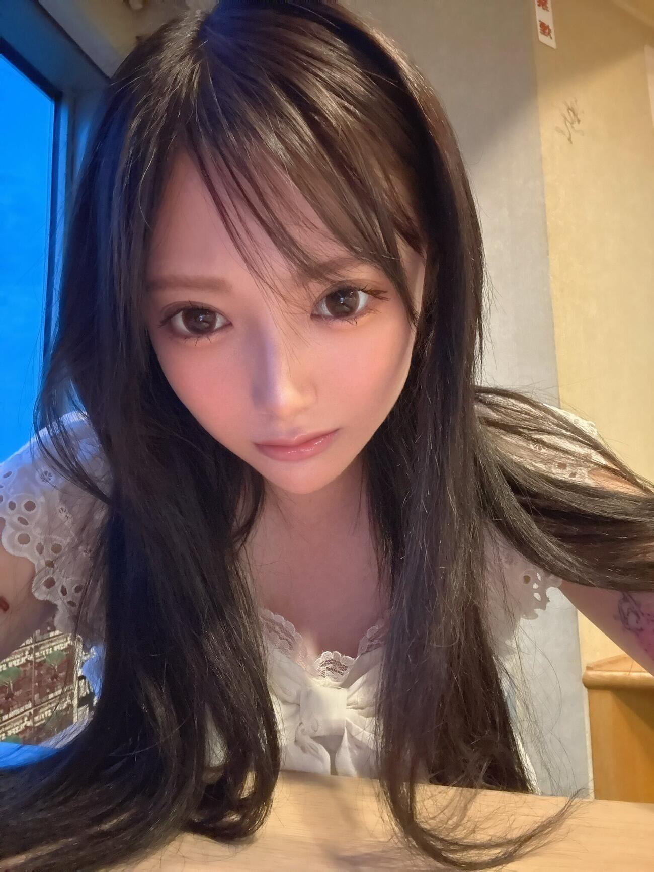 安斉かれんのXから