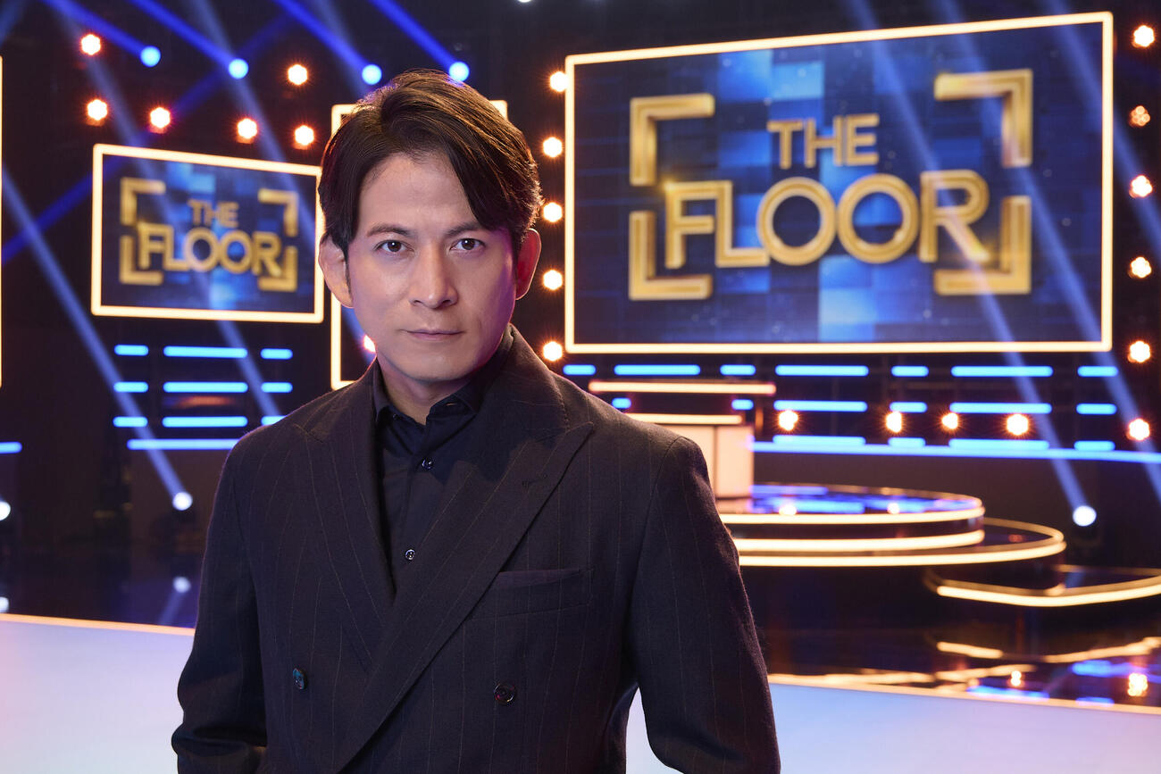 日本テレビ系10月スタートの新番組「THE FLOOR」でMCを務める岡田准一