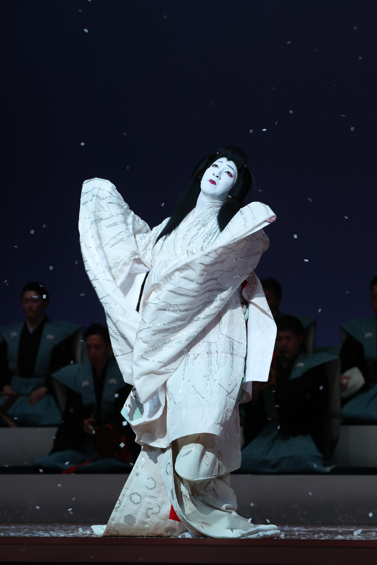 尾上右近が自主公演「研の會」で上演した「鷺娘」