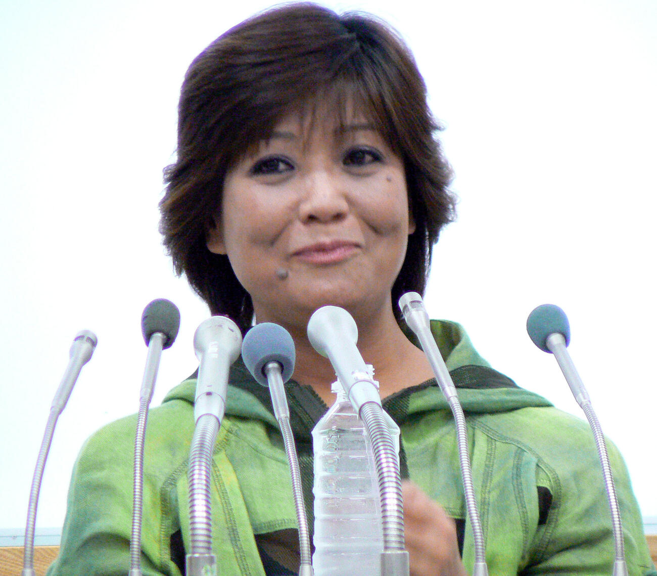 生体腎移植手術を成功させた松原のぶえさん　（09年6月撮影）
