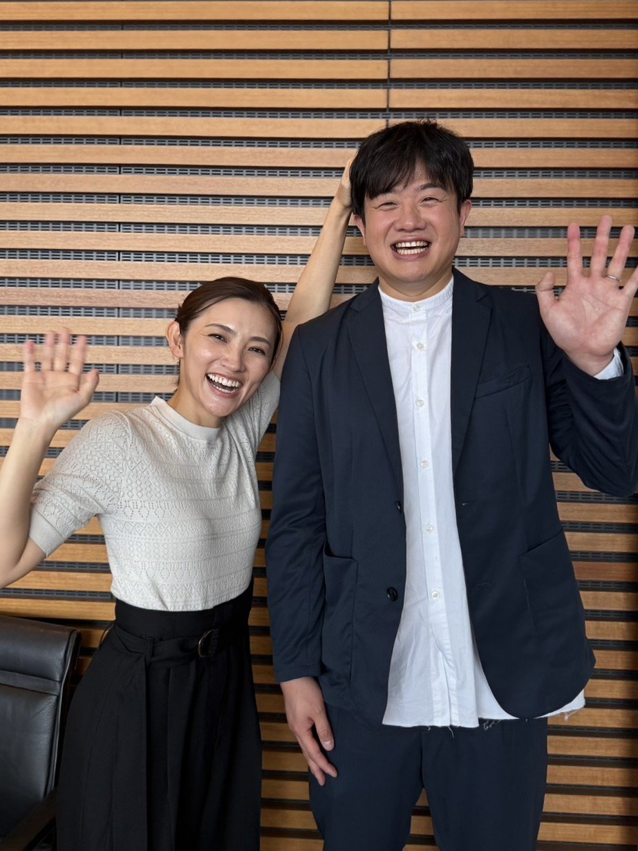 星野真里と佐野泰臣（佐野泰臣のXから）