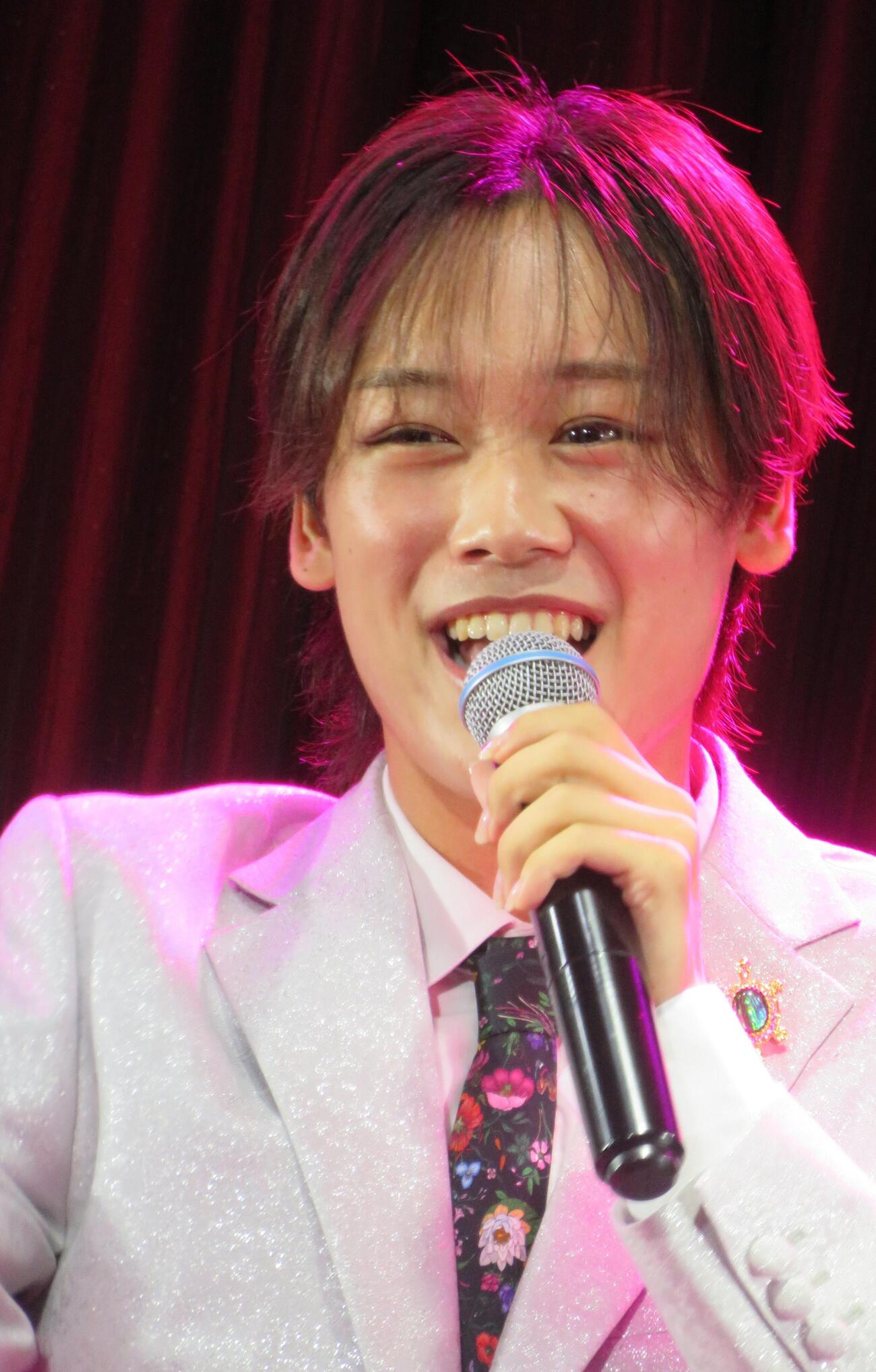 ファンクラブのランチショーを行った中村唯人（撮影・松本久）