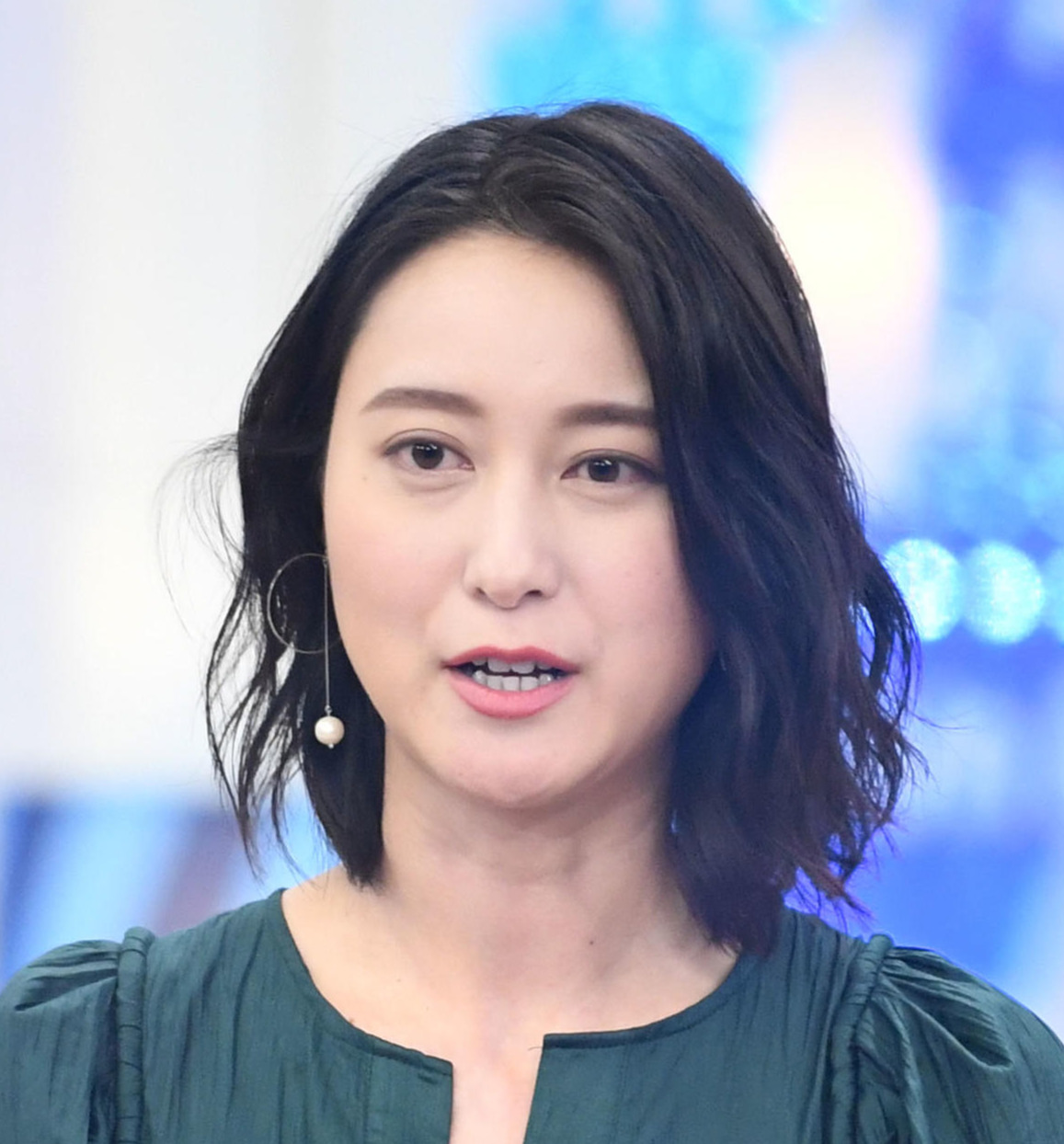 小川彩佳（2019年2月撮影）