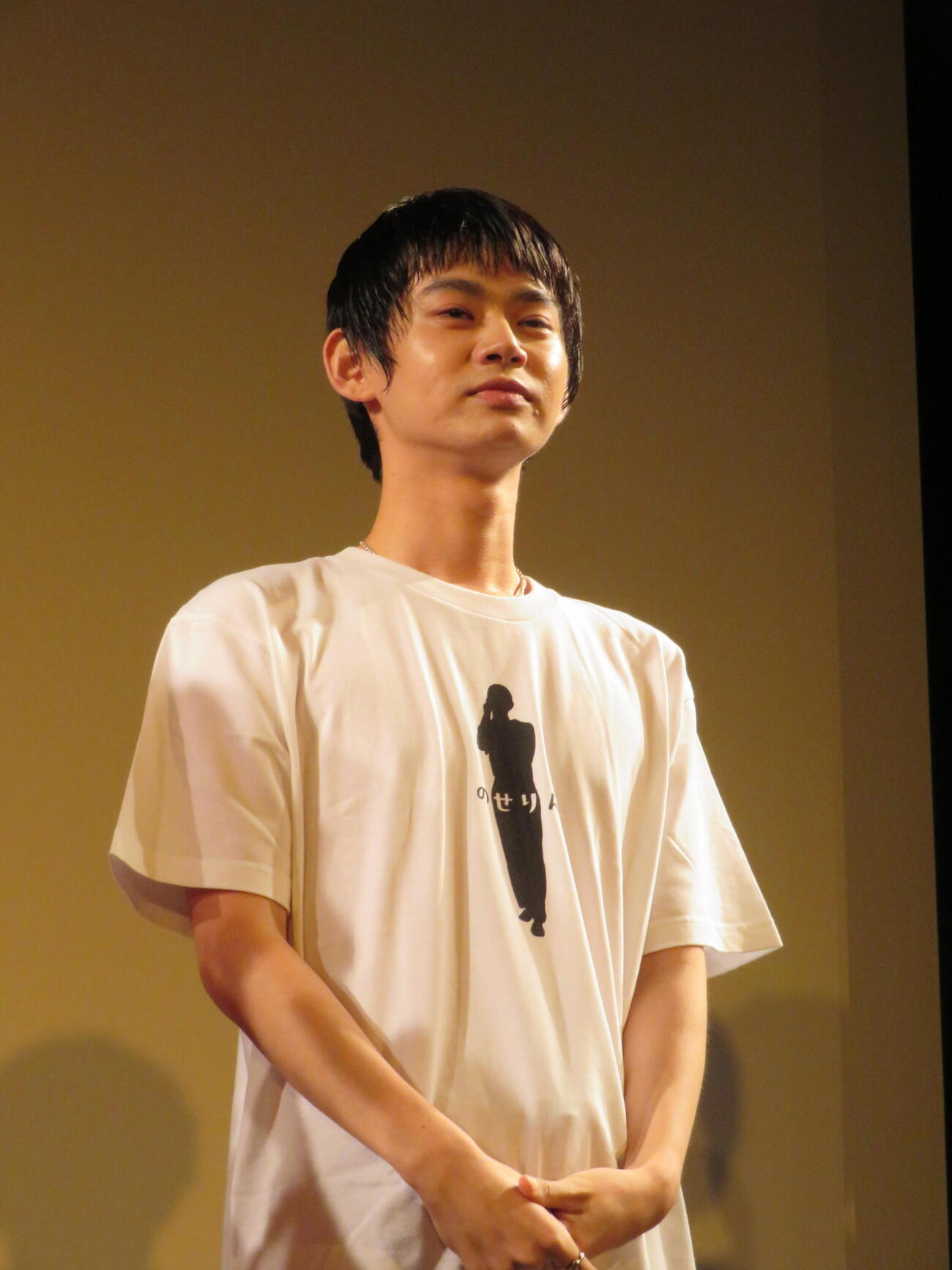 映画「あなたの息子ひき出します！」完成披露上映会と舞台あいさつに登壇した、のせりん（撮影・村上幸将）