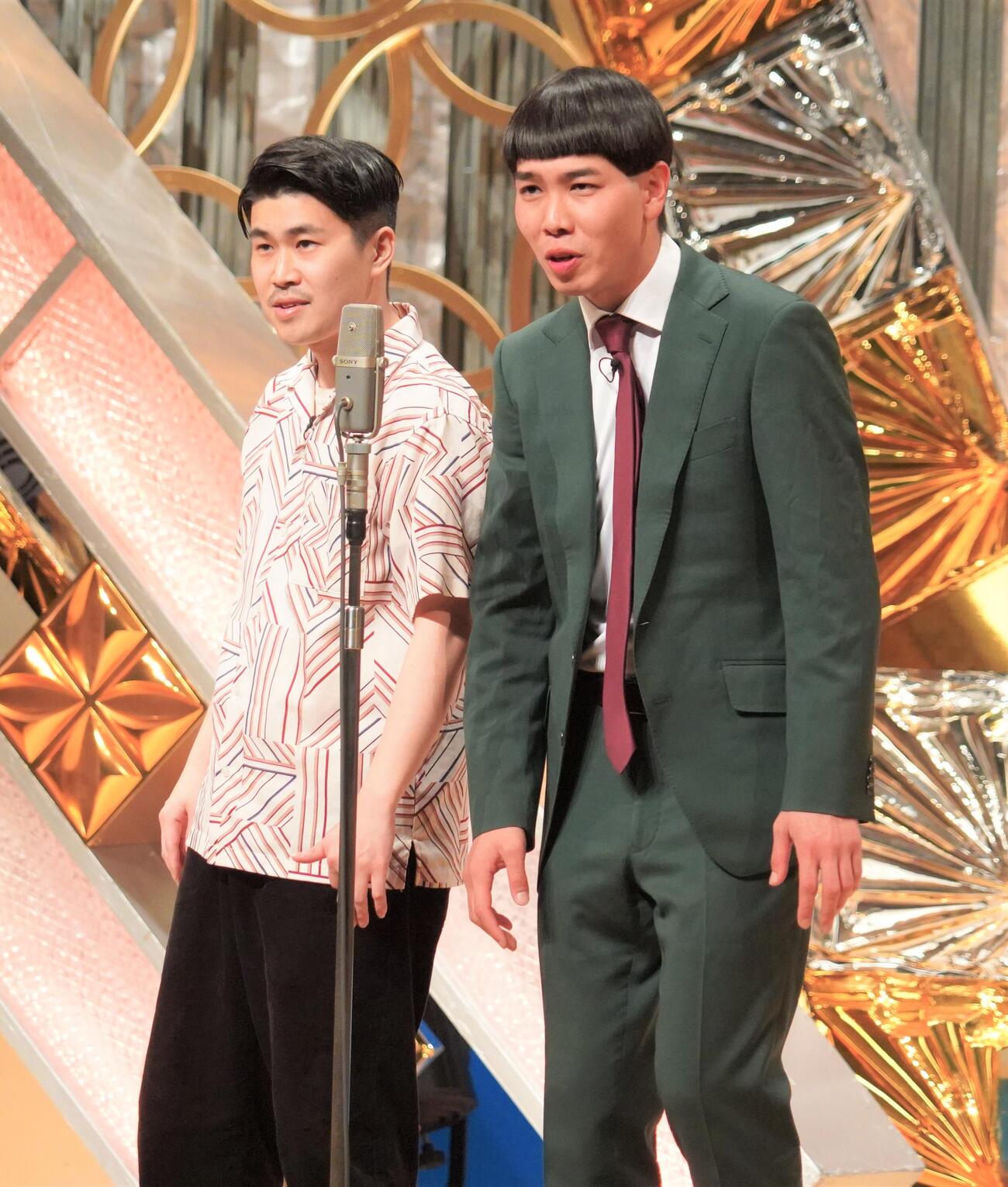 豆鉄砲の東健太郎（左）とホセ（2023年4月撮影）