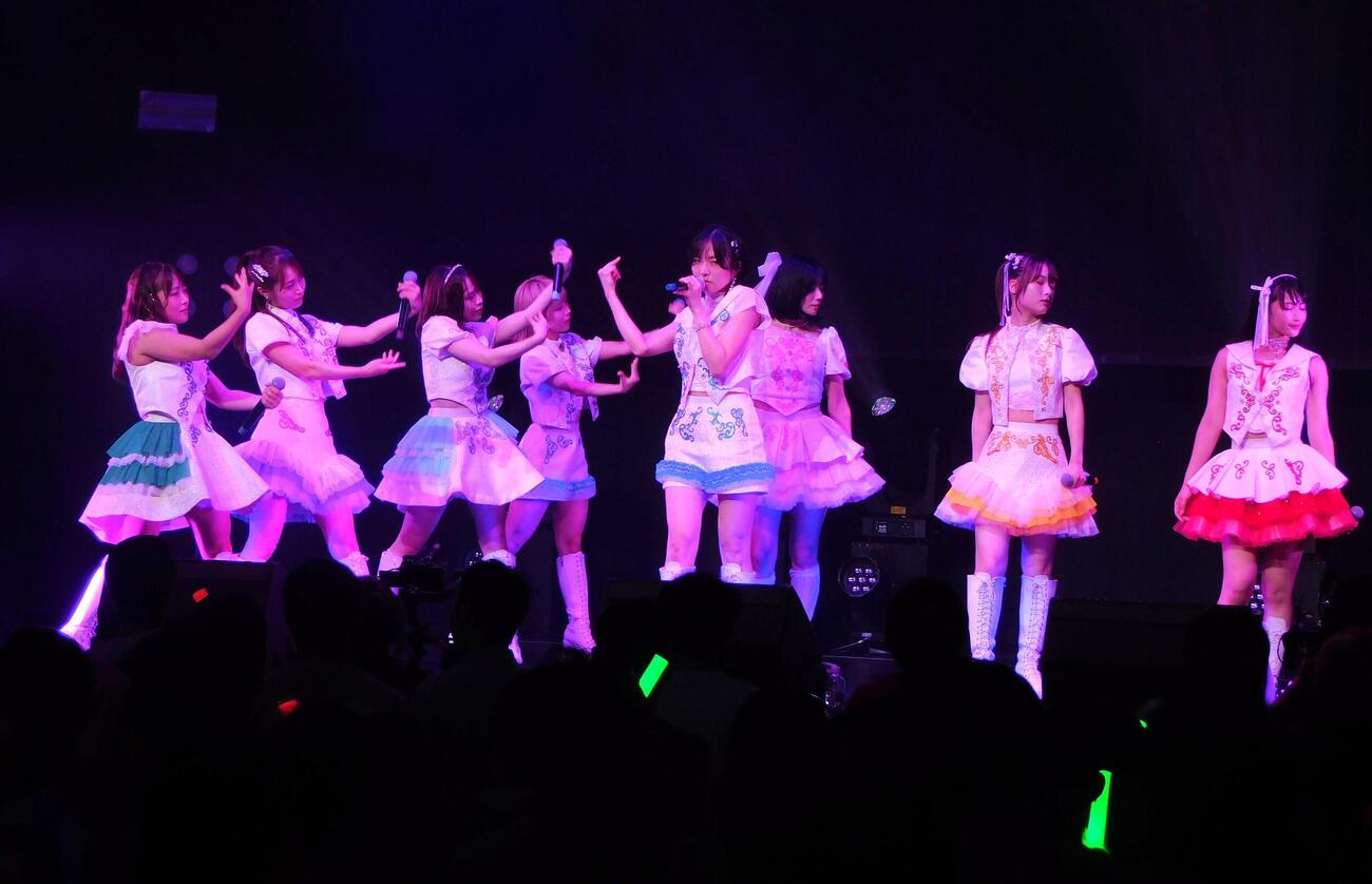 「にきちゃん大決戦っ！！in Zepp Shinjuku」を行ったアップアップガールズ（2）（撮影・寺本吏輝）