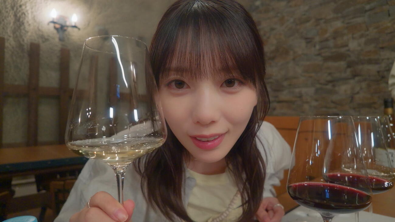 「サントリーWOW! PARK」Vlogシリーズに出演している与田祐希