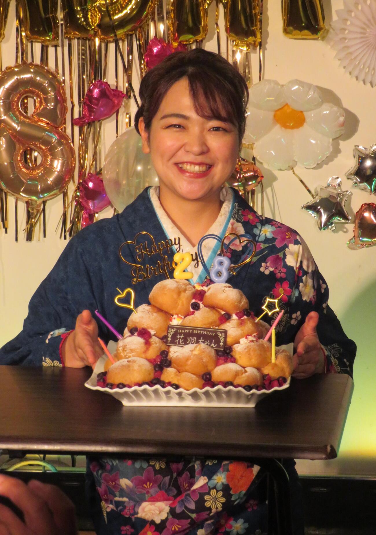 バースデーライブを行った平山花羽（撮影・松本久）