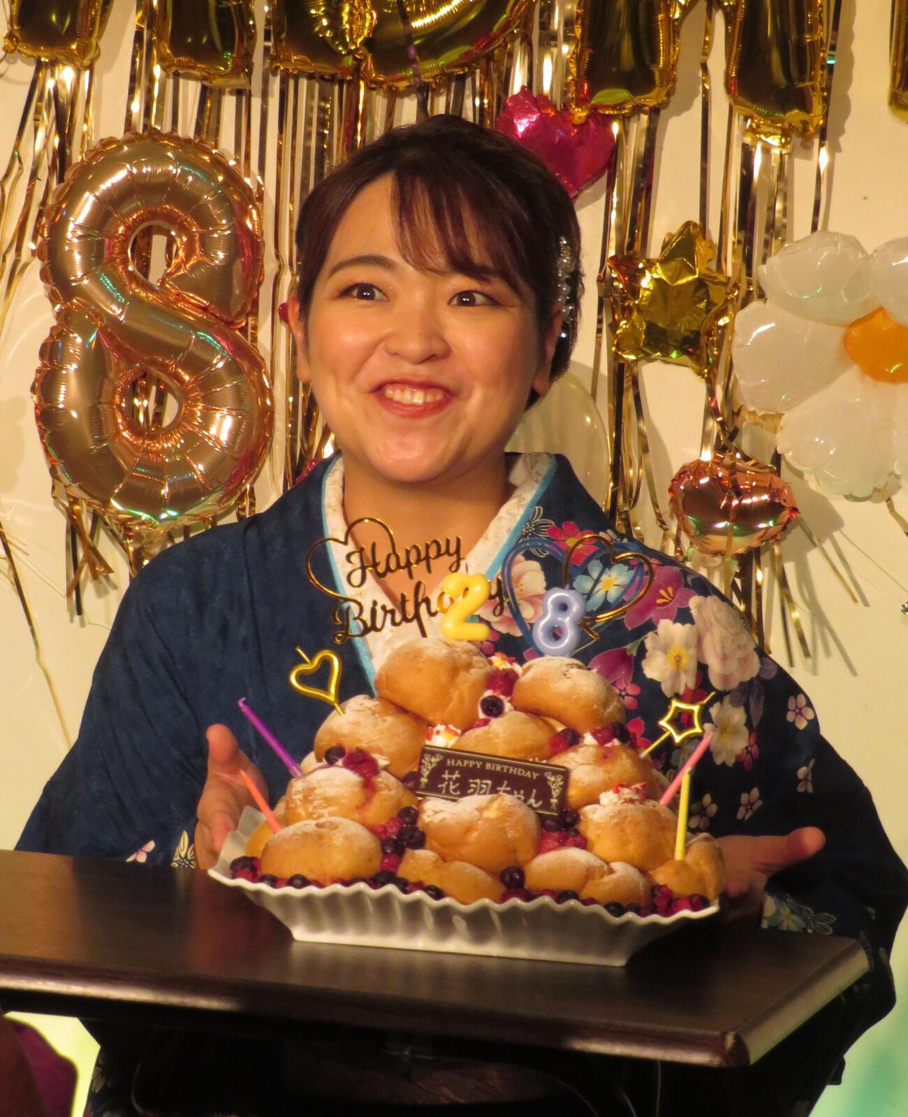 バースデーライブを行った平山花羽（撮影・松本久）