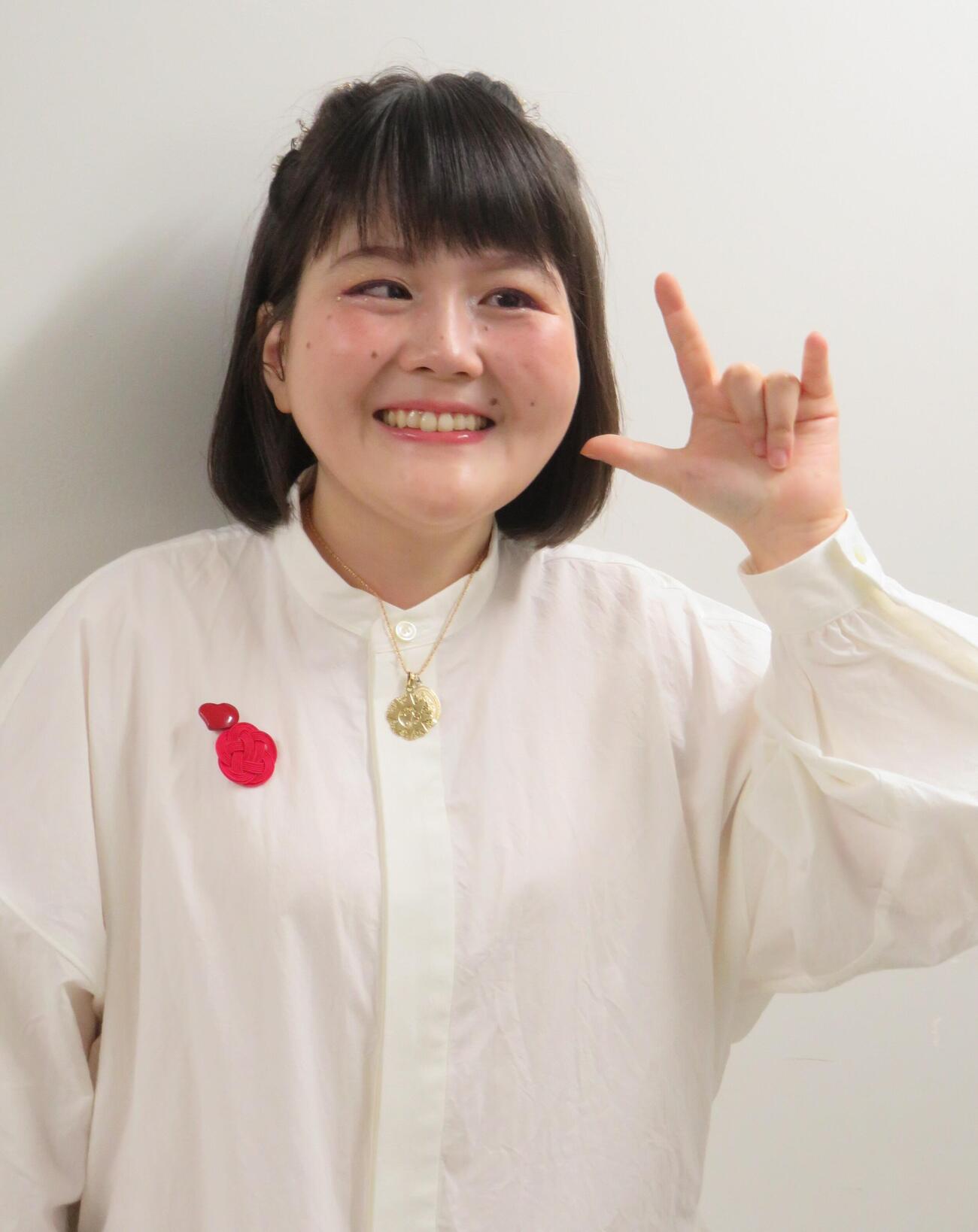 コンサートを行った佐藤ひらり（撮影・松本久）