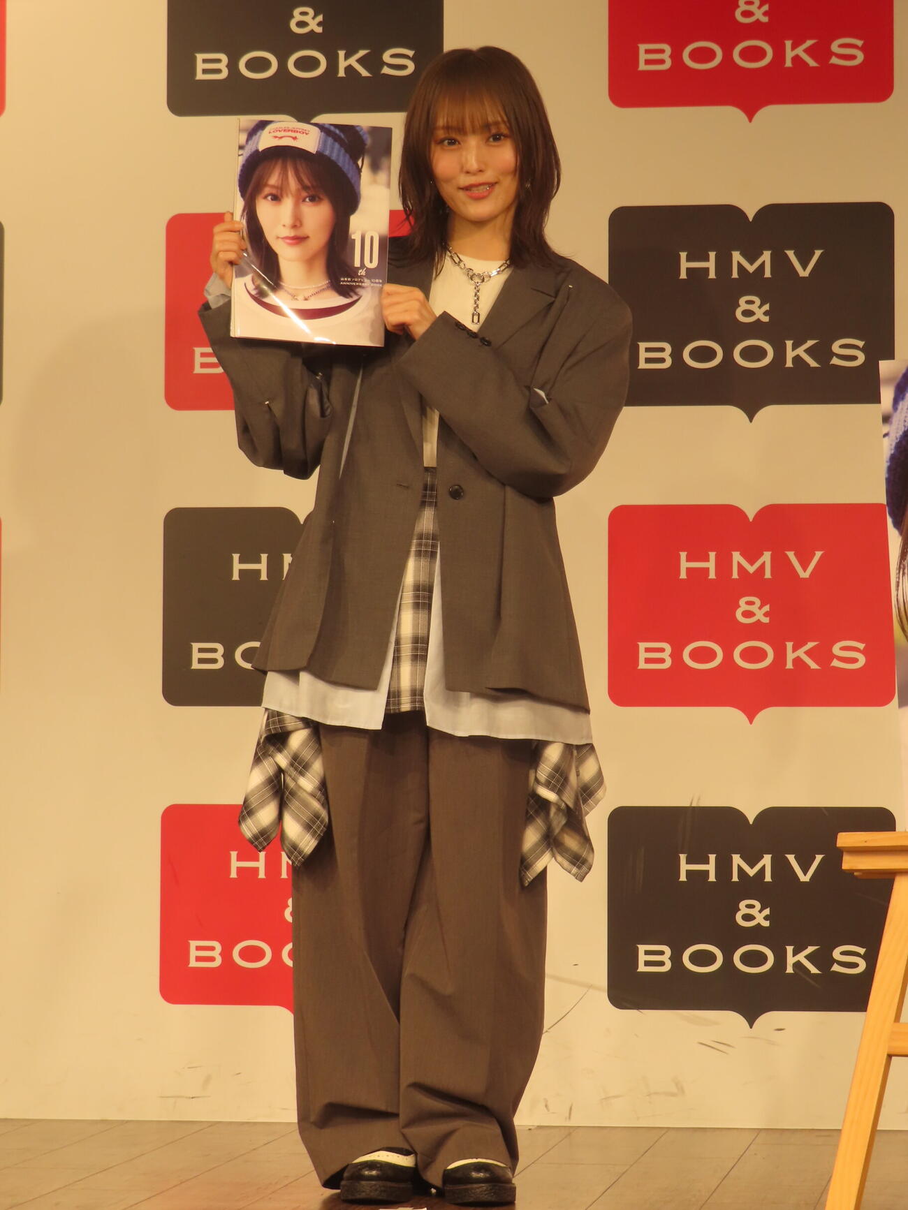 「The 10th　山本彩ソロデビュー10周年ANNIVERSARY BOOK」の発売記念イベントを開いた山本彩