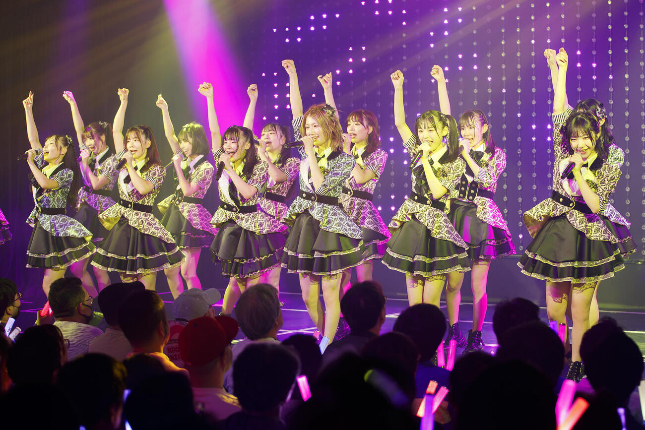 累計劇場来場者数が100万人を突破したNMB48（C）NMB48