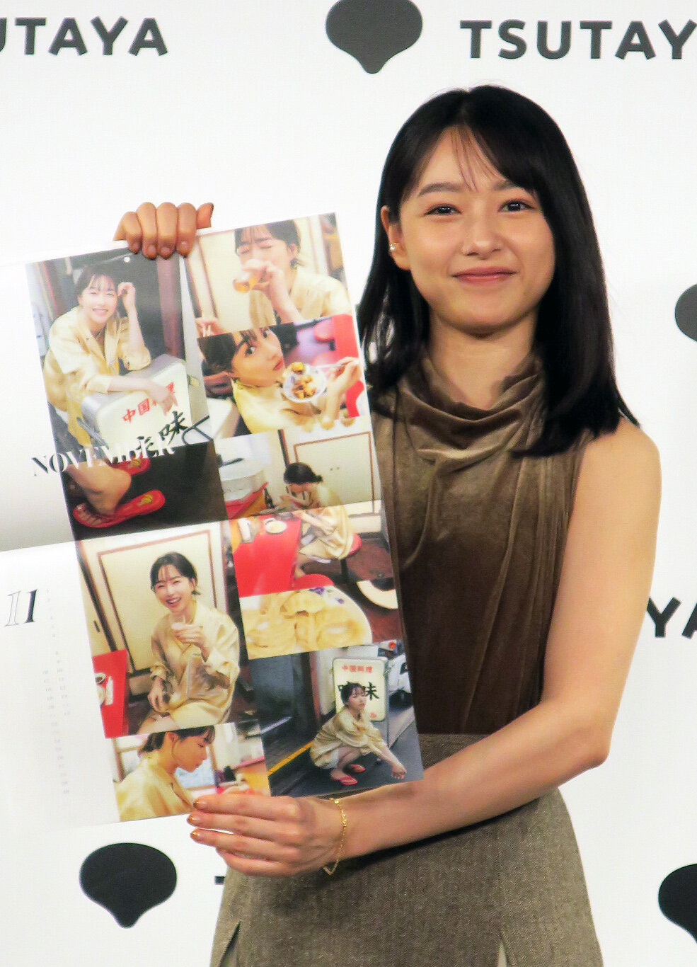 「桜井日奈子20207カレンダーブック」発売記念イベントに登場した桜井日奈子