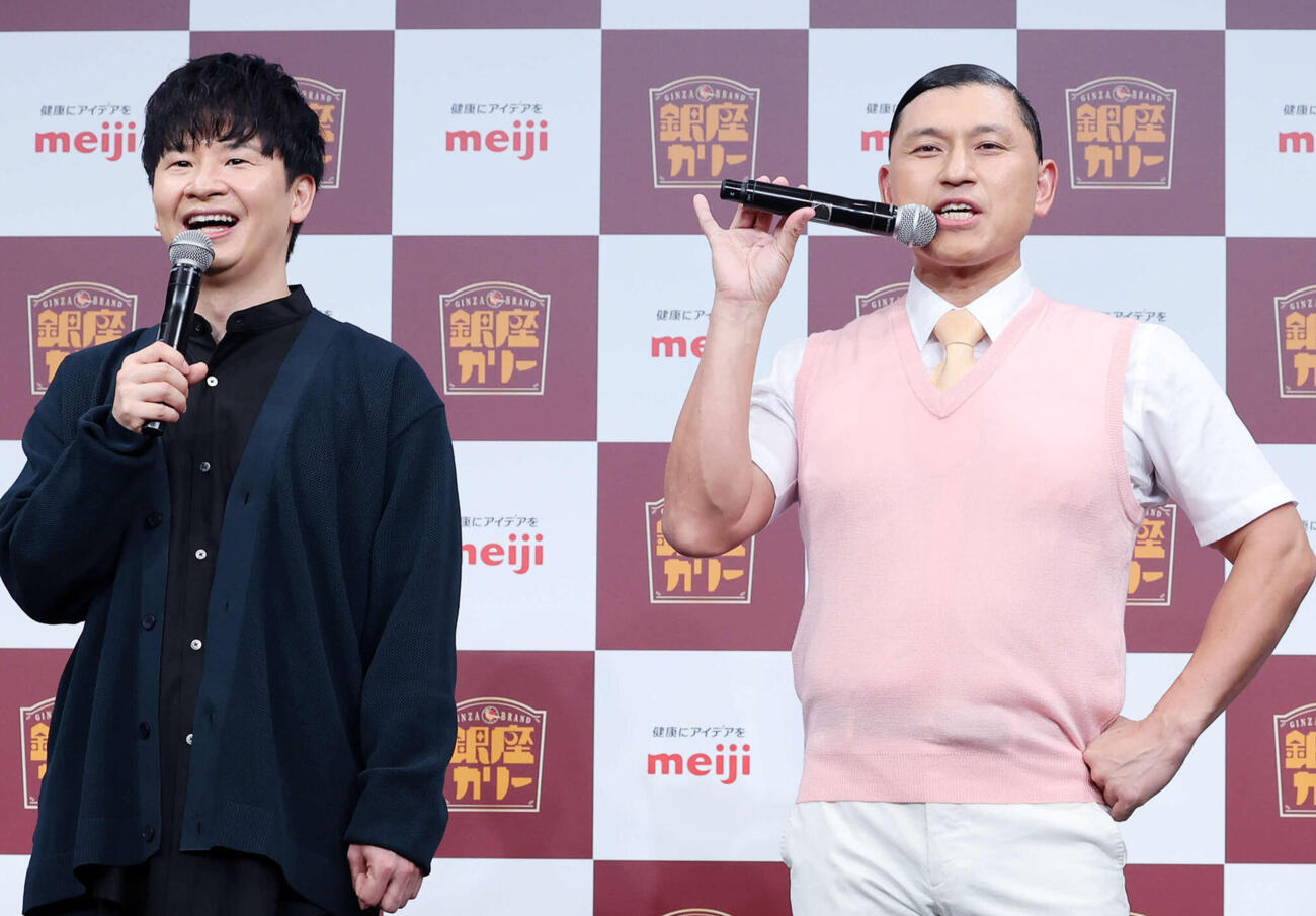 オードリー若林正恭（左）と春日俊彰（2024年撮影）