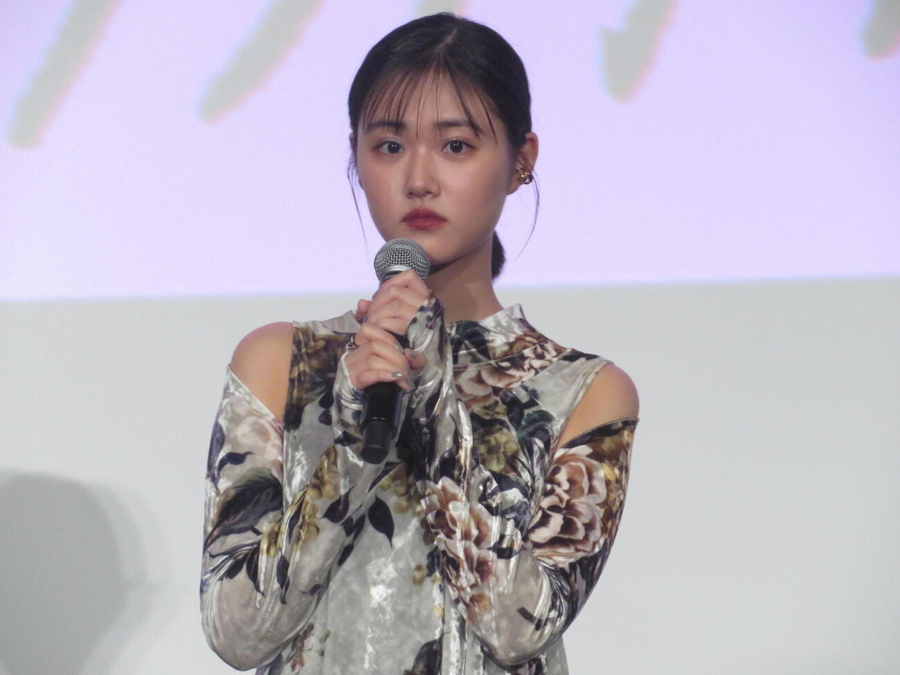 映画「5秒で完全犯罪を生成する方法」公開後イベントに登壇した、WEST．重岡大毅と原菜乃華