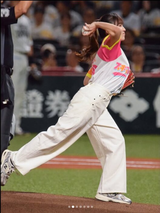 矢吹奈子インスタグラムより
