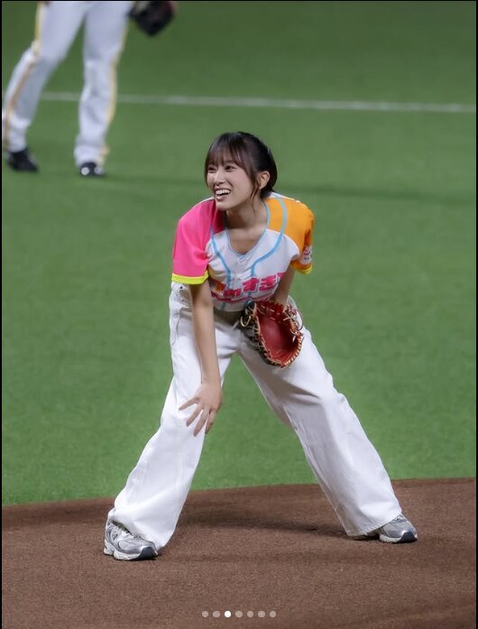 矢吹奈子インスタグラムより