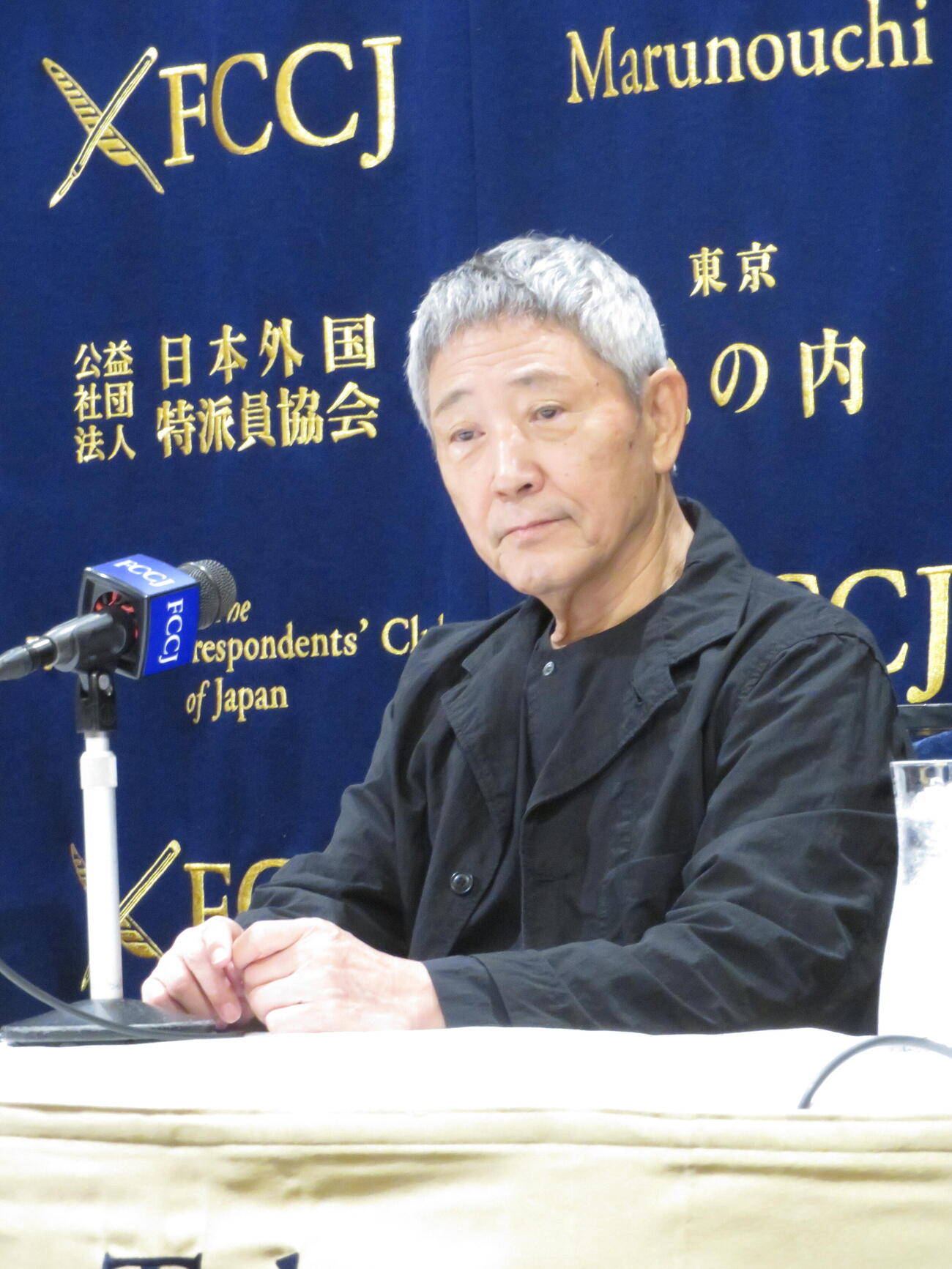 主演ドラマ「深夜食堂」新シリーズ放送を前に、日本外国特派員協会で会見を開いた小林薫（撮影・村上幸将）
