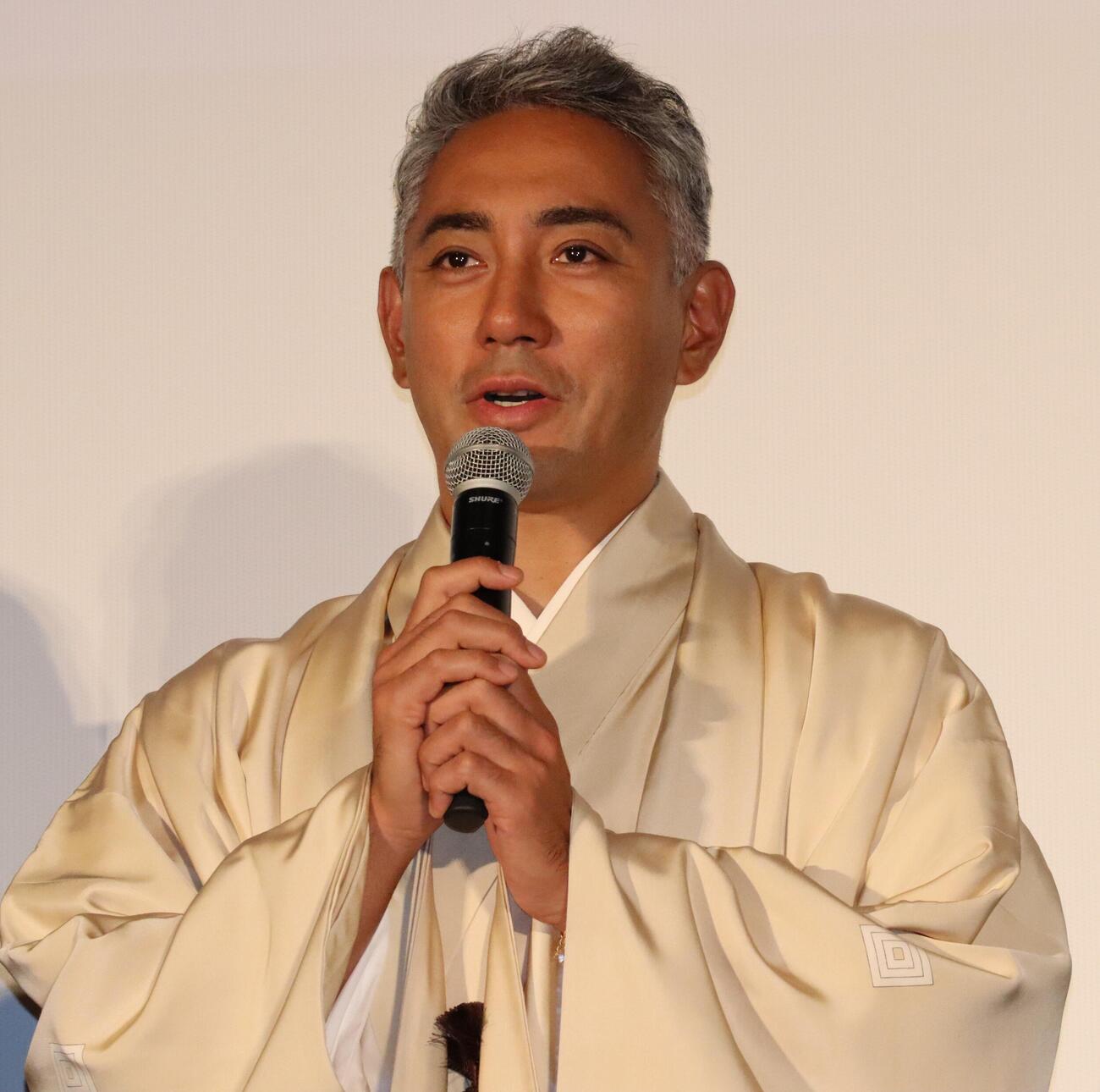 映画「襲名」初日舞台あいさつ