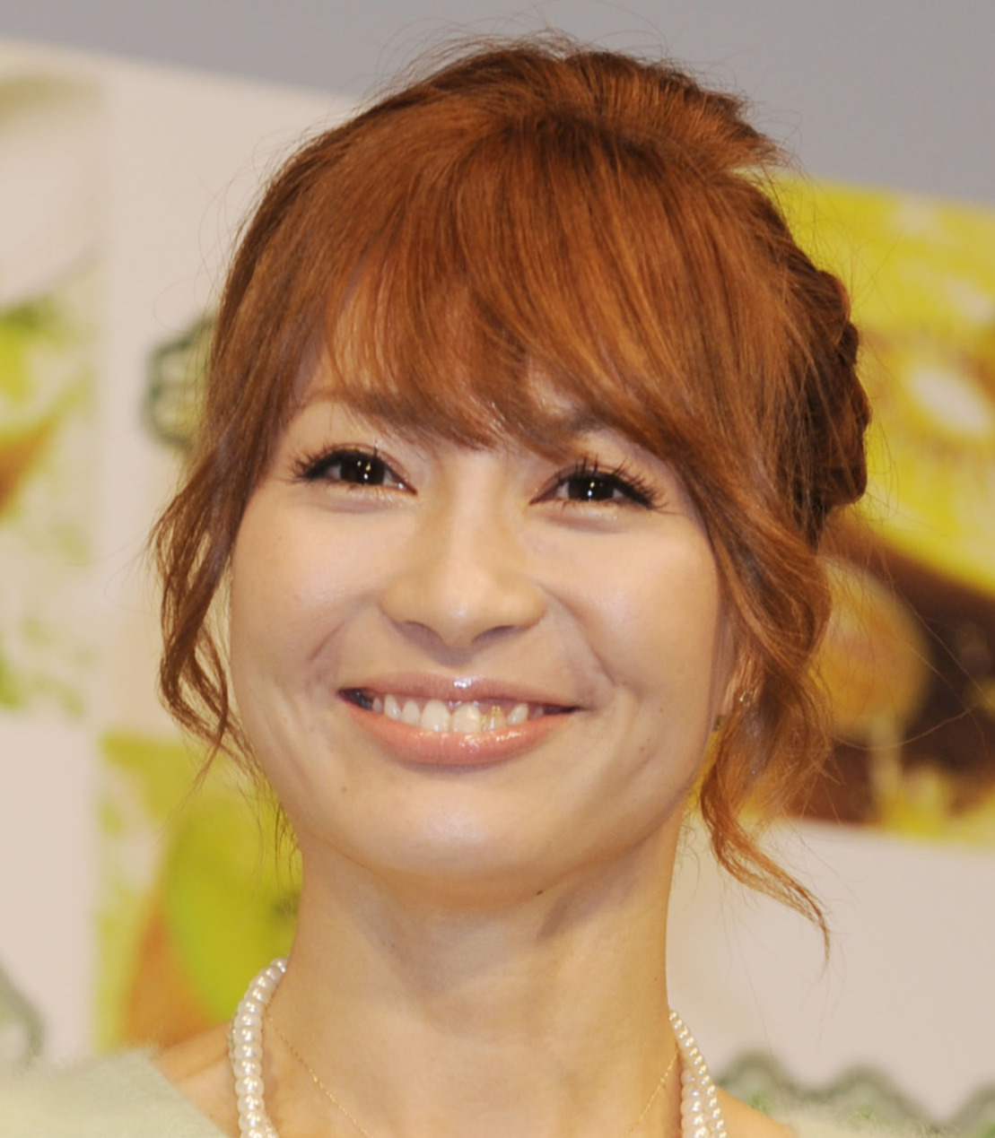 新山千春（2012年9月撮影）