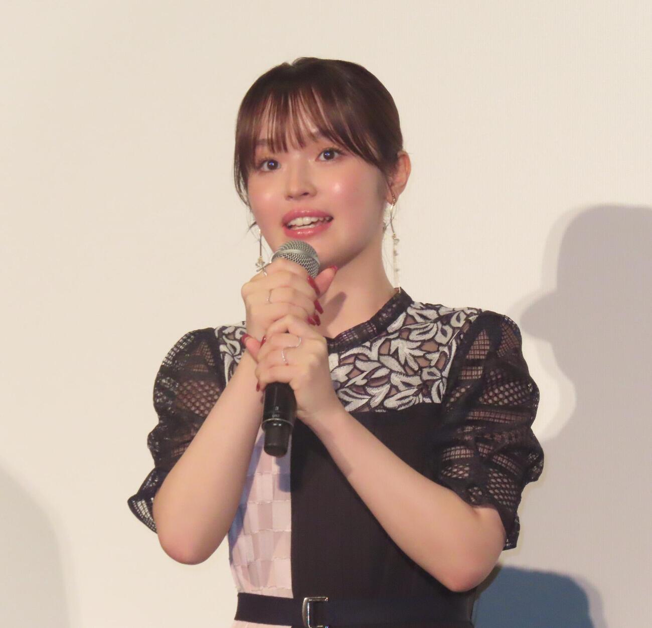 映画「マッチングTRUE LOVE」の初日舞台あいさつに登壇した豊嶋花（撮影・会田京叶）