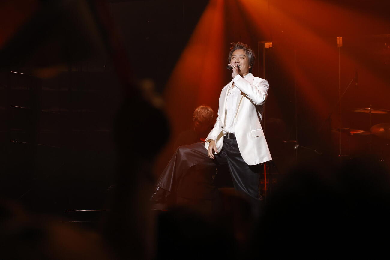 「EXILE TAKAHIRO　武道館　LIVE 2026“JUBILEE”～20th Anniversary～」で歌唱するEXILE TAKAHIRO