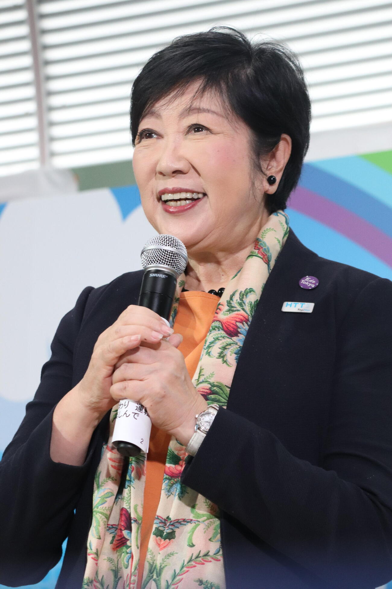 「バスの日イベント　in大井競馬場」トークイベントに出席した小池百合子都知事