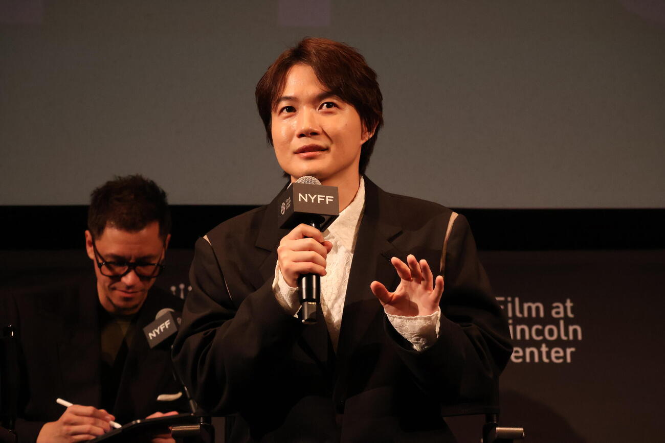 ニューヨーク映画祭公式上映後の記者会見に登壇した「ゴジラ－0.0」の神木隆之介（C）2026 TOHO