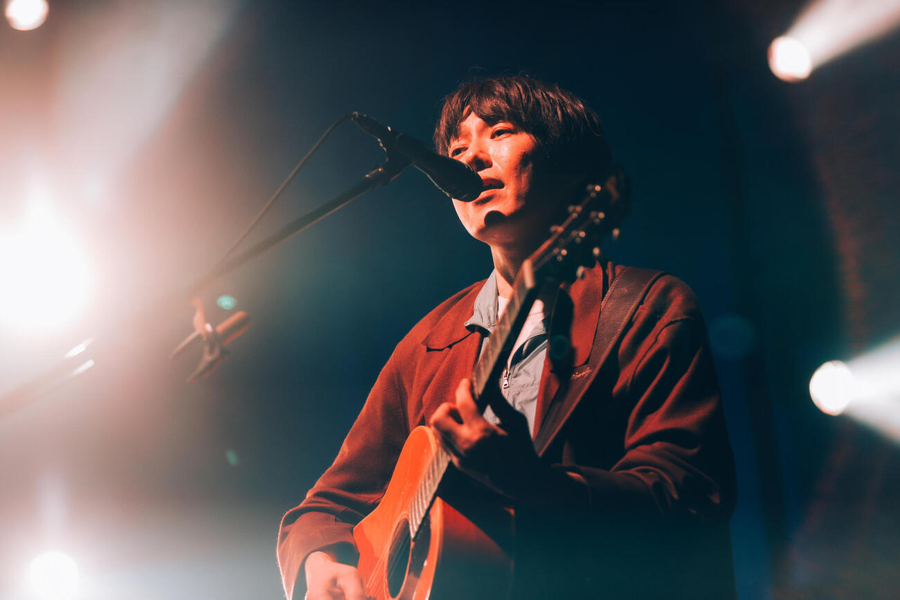 アルバムツアー「A」最終公演で歌唱する山内総一郎（Photo by　大峡　典人）