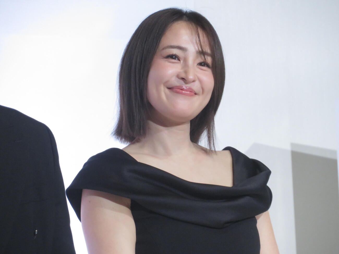 テレビ朝日系「はだかんぼうたち」制作発表記者会見に登壇した大沢あかね