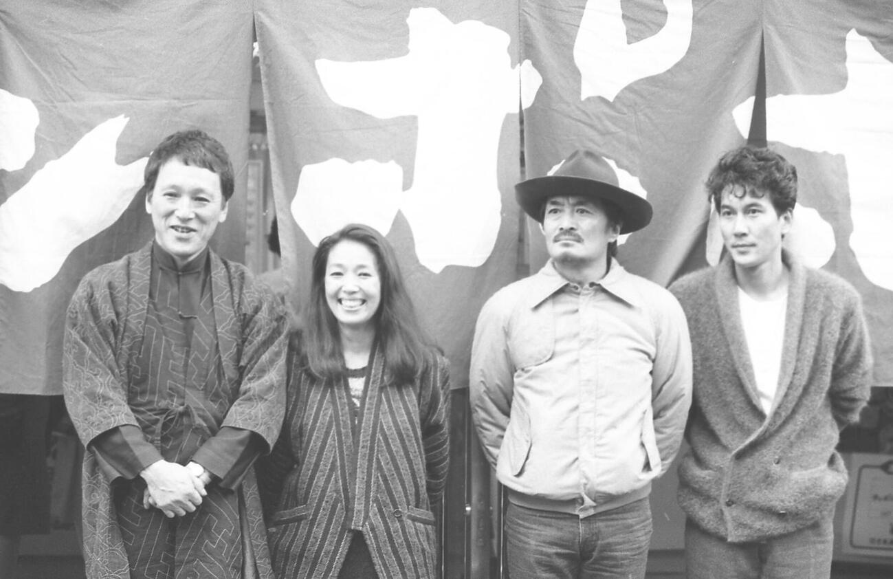銀座・博品館劇場1月公演「昨日、悲別で　オンステージ」製作発表　作・演出の倉本聰氏（50歳）（1985年撮影）