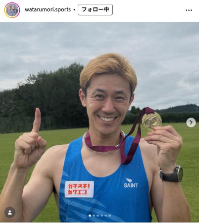 金メダルを手に喜ぶ森渉（インスタグラムから）