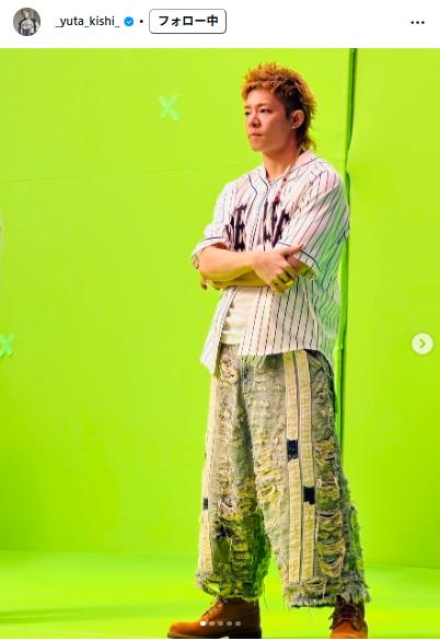 岸優太が米レーベルと契約後初となる作品の裏側公開（インスタグラムから）