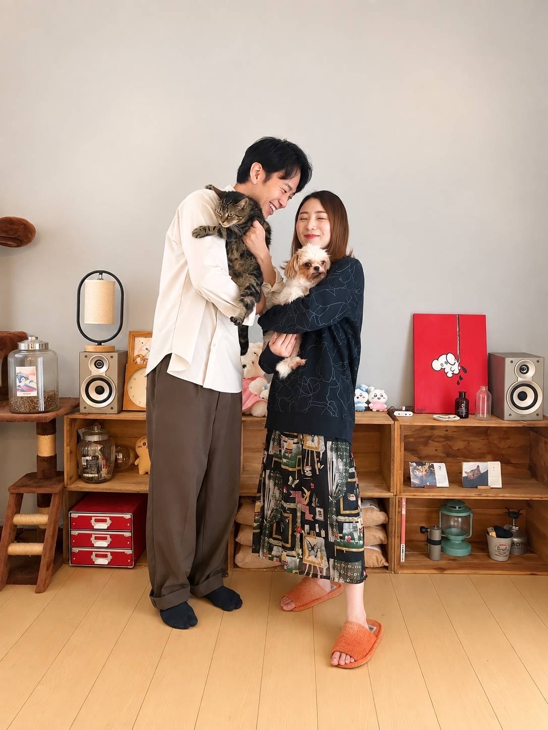 妻との2ショットを公開（鍛治本大樹のXから）